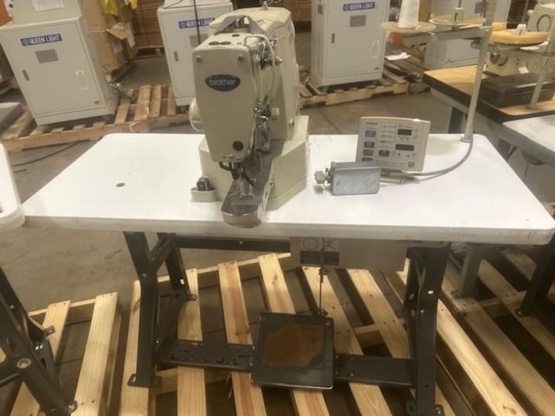 Brother KE-430D-02 Programmable Sewing Machine
