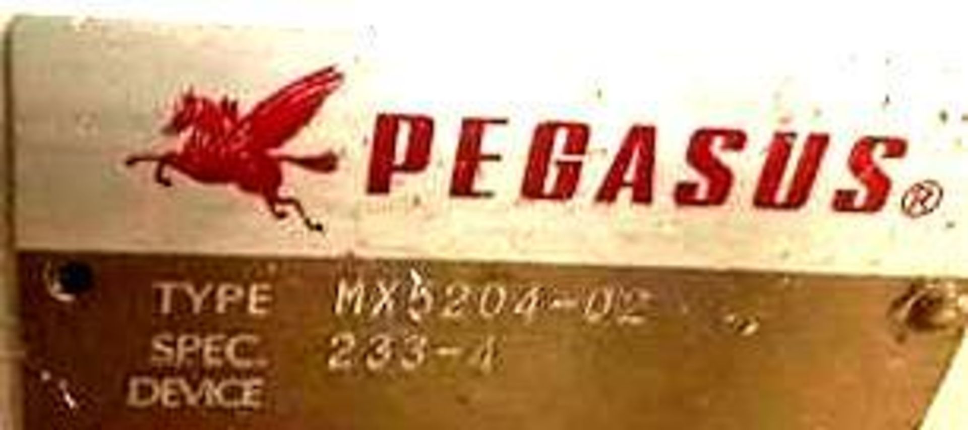 Pegasus MX5204-02-233-4 Three Thread Over Lock w/ No EXT - Image 7 of 7