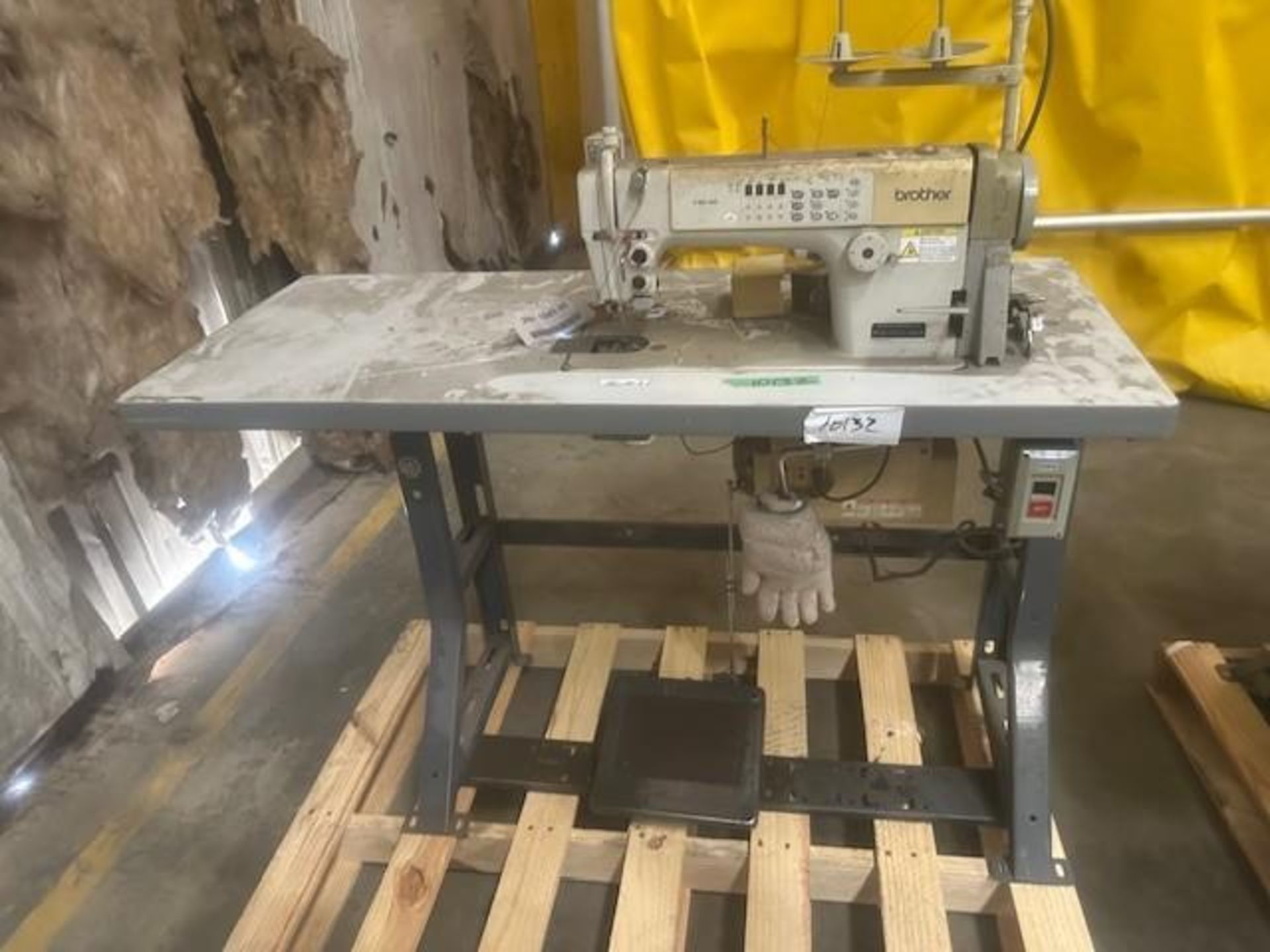 Brother SN-7220-405 Lock Stitch Sewing Machine