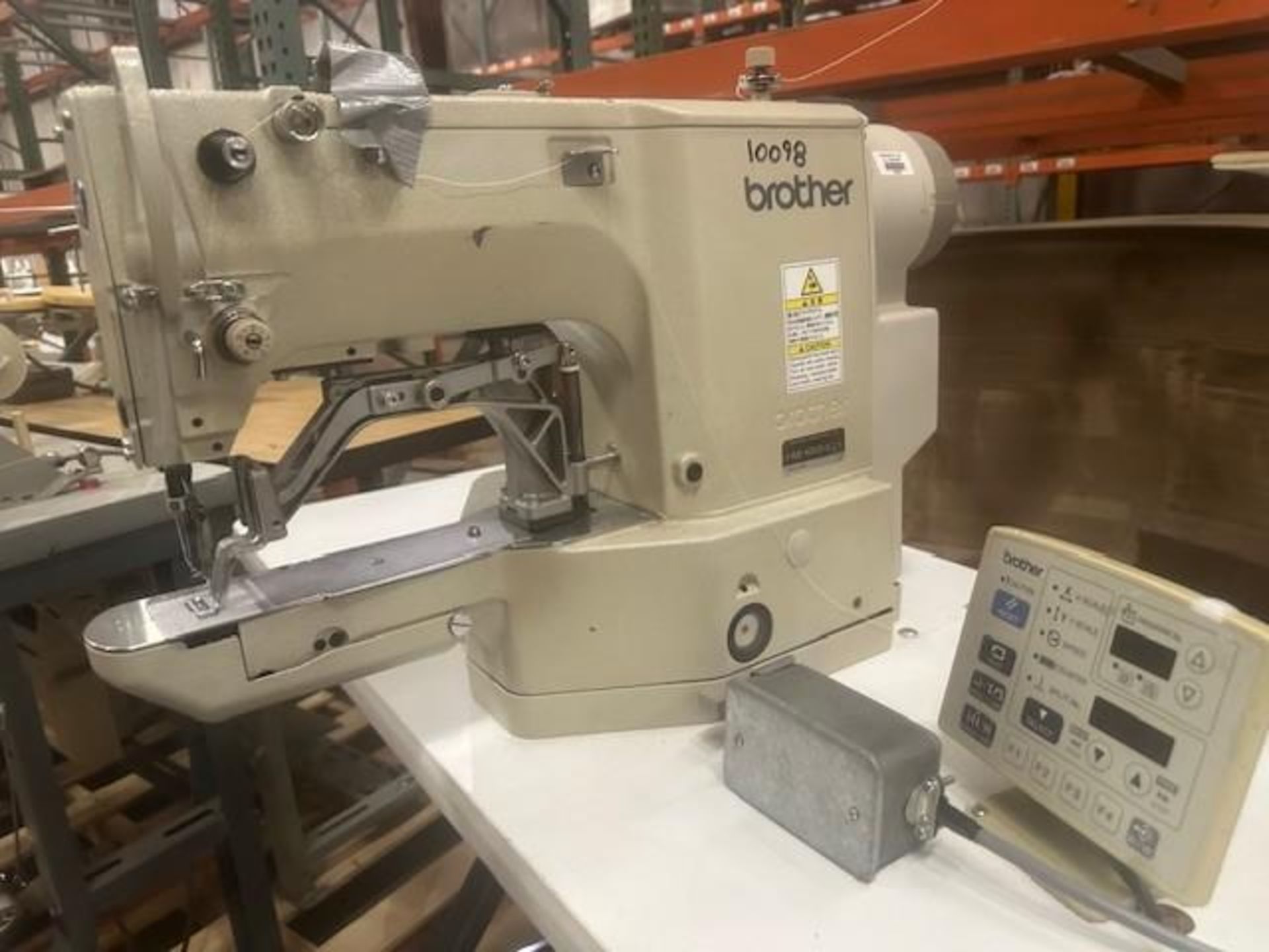 Brother KE-430D-02 Programmable Sewing Machine - Image 3 of 7