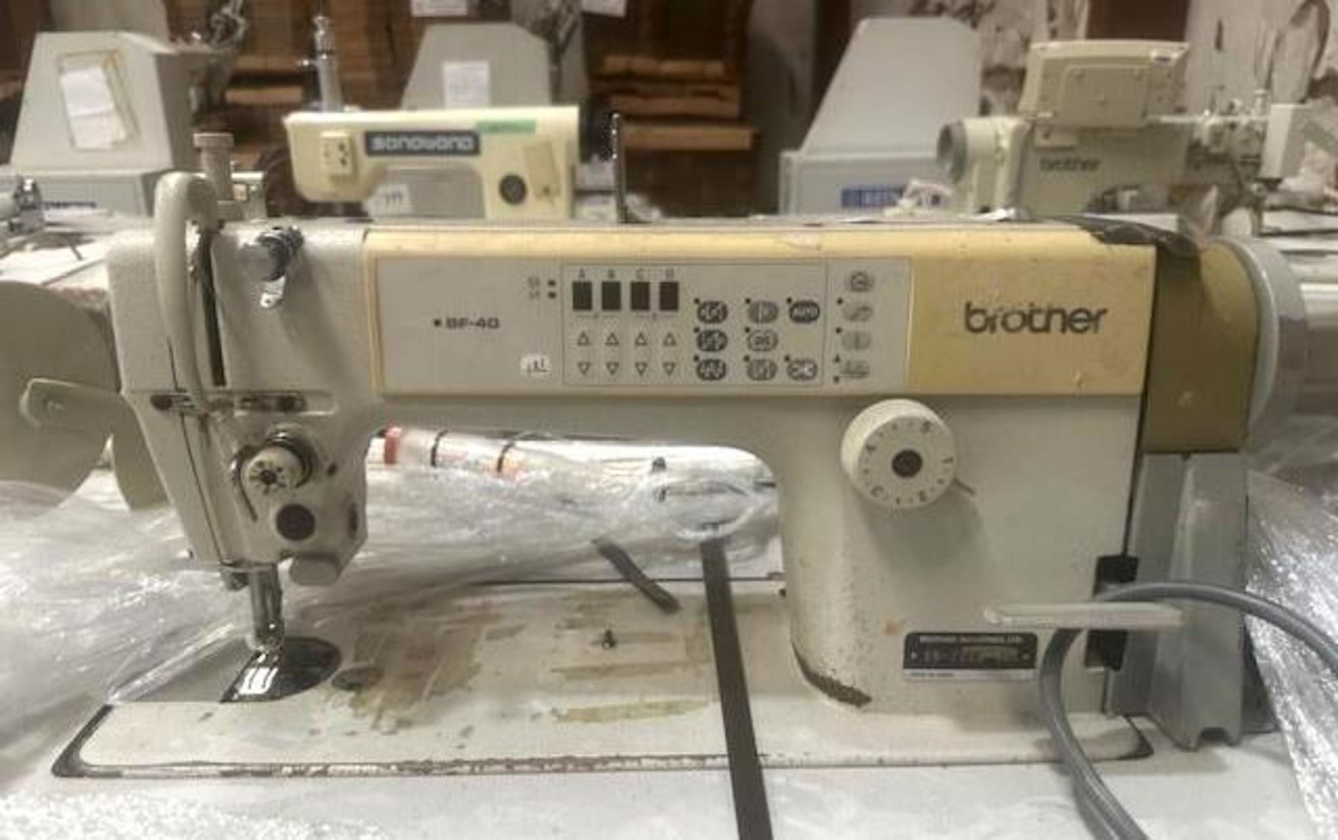 Brother SN-7220-405 Lock Stitch Sewing Machine