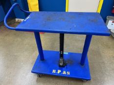 T & S Equipment 1,000 Lb Lift Table