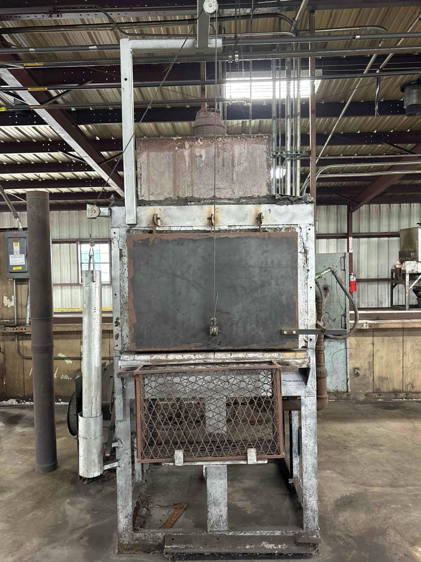 Ajax #20-8-40 Batch Furnace