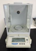 Ainsworth CL-104 Scale, Max 110g, withAssorted Calibration Weights