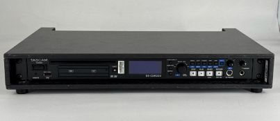 TASCAM W-CD-RW-CF SS-CDR200 1RU