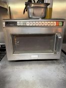 Commercial Microwave Oven