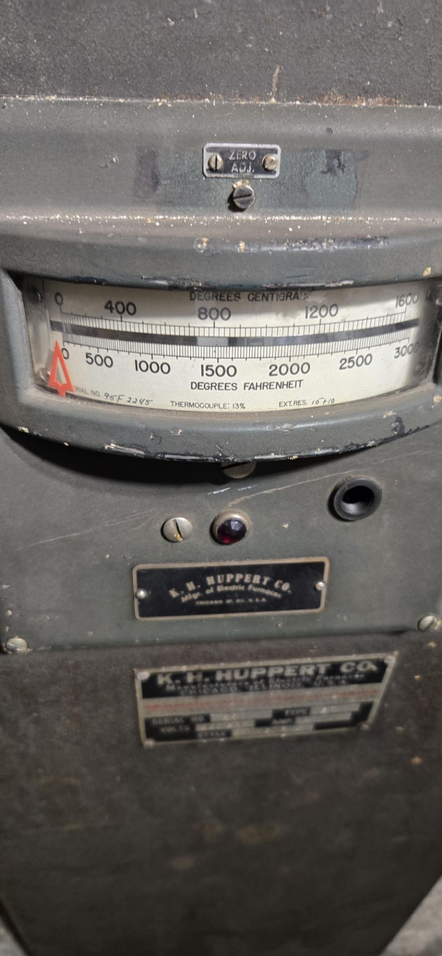 KH HUPPERT CO ELECTRIC FURNACE TYPE: ST STYLE: HI TEMP A SERIAL # 199; 220 V/4 KW AMPS (BLDG 2 - Image 3 of 4