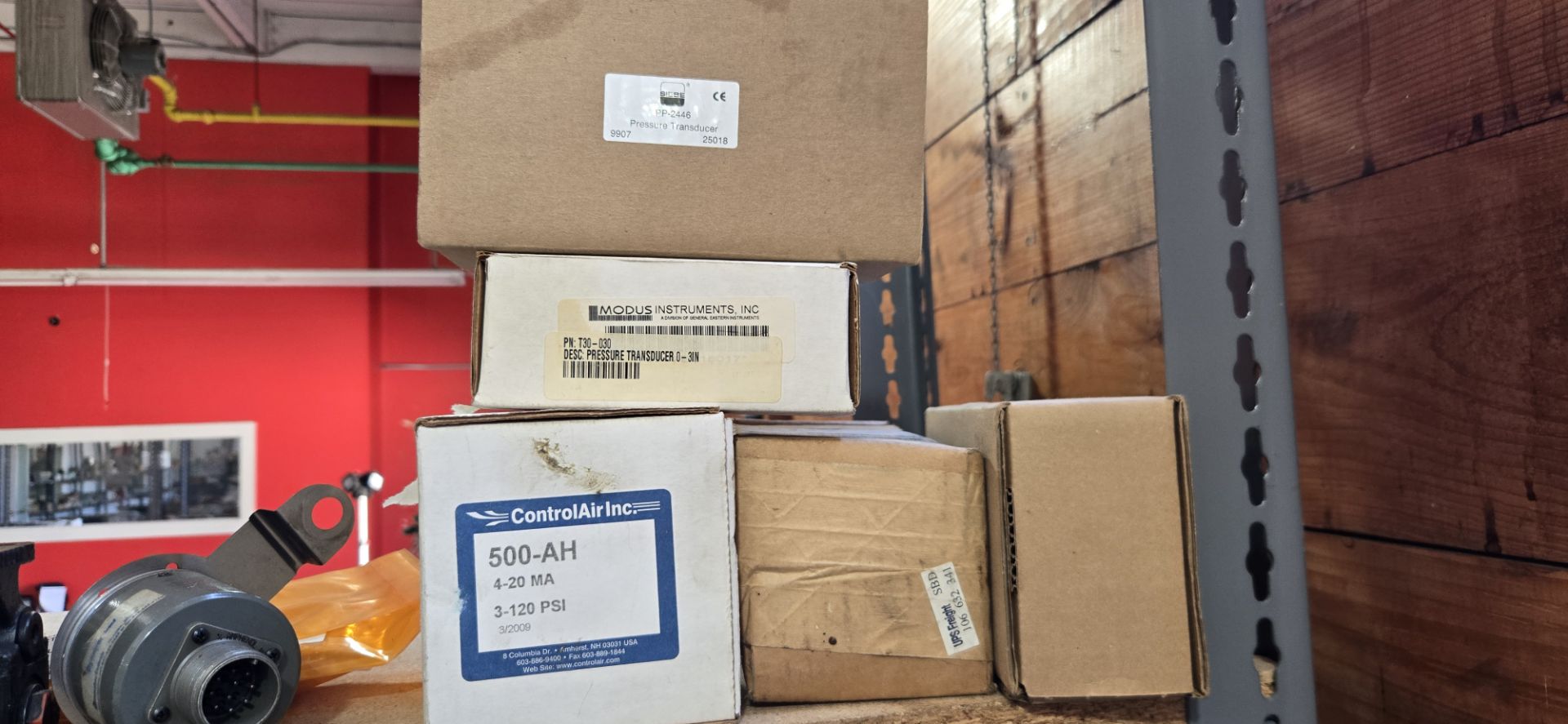 (3) FAIRCHILD MODEL # 10 PNEUMATIC REGULATORS; (1) FAIRCHILD MODEL # 64A PNEUMATIC REGULATORS; (2) - Image 6 of 11