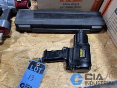 3/4" CENTRAL PNEUMATIC IMPACT WRENCH WITH SOCKETS