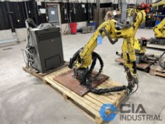 FANUC M-20iA 6-AXIS ROBOT; S/N R11701738, WITH FANUC SYSTEM R-30iA CONTROL; S/N E11731160 & PENDANT