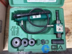 GREENLEE MODEL 7646 HYDRAULIC KNOCKOUT PUNCH DRIVER