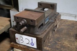 Kurt Vise w/ Riser