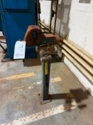 Pedestal Vise 4-1/2''