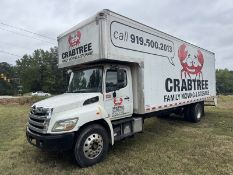 2018 HINO 268 26’ Box Truck w/ rear barn doors