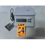 Kilotech Mod. KWD 500-05 Electronic Bench Scale Cap. 5 lb / 2.5 kg