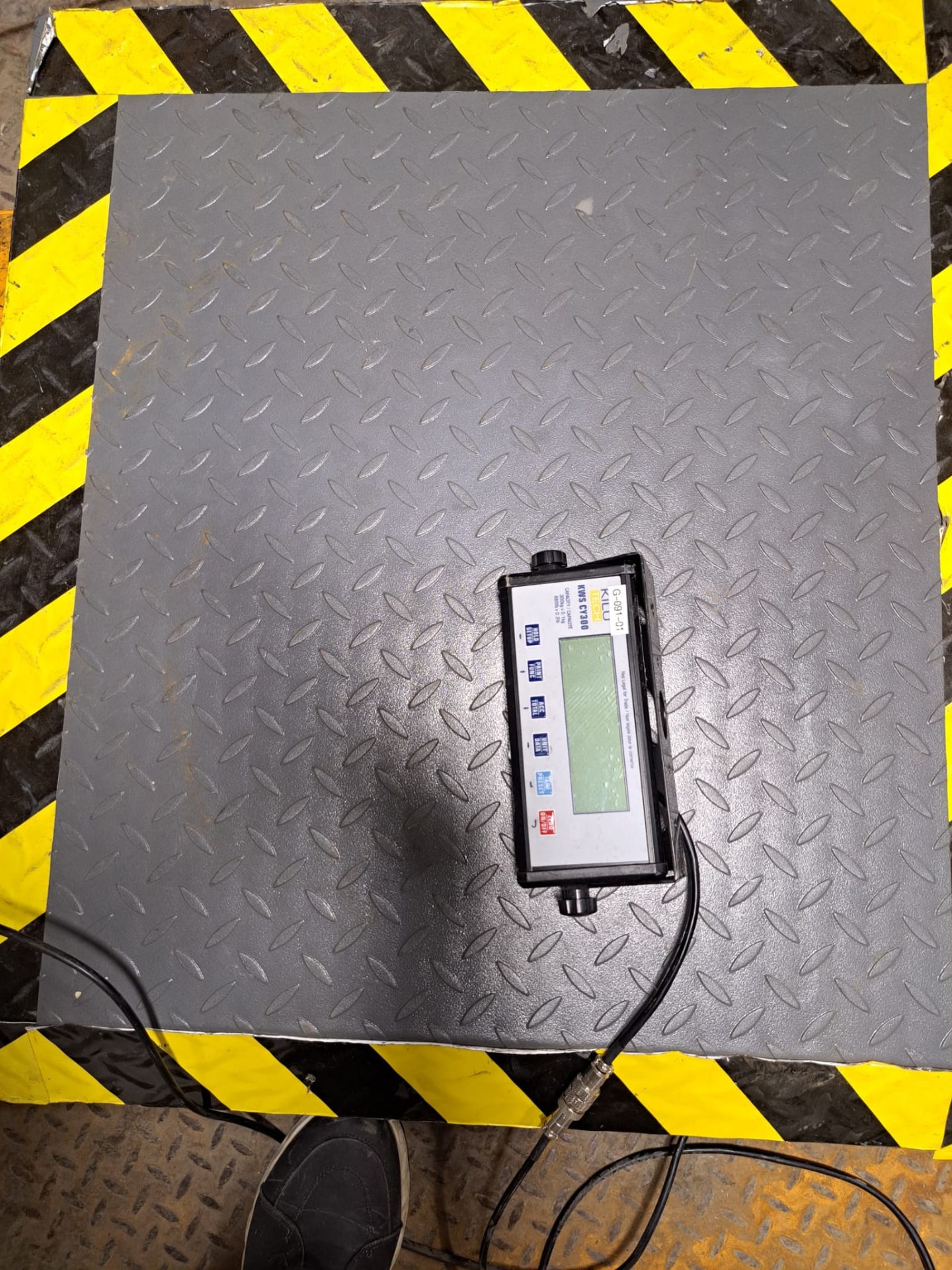 Industrial Floor Scale Mod. KWS-CY300 Diamond Plate Surface - Image 4 of 5
