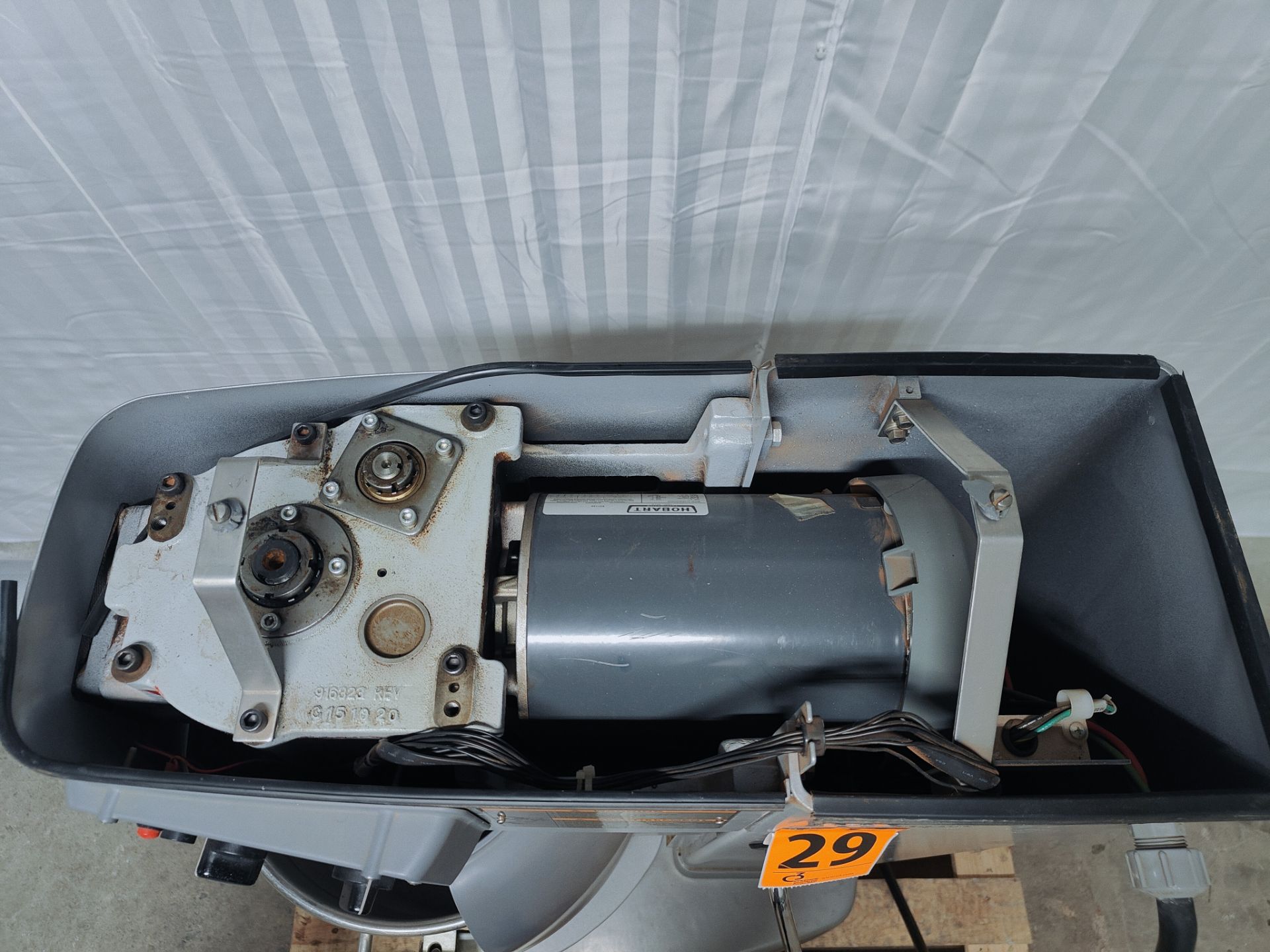 Hobart Mod. HL400 Planetary Floor Mixer with Guard & Bowl Serial: 31-1523-473 Specs: 1.5 HP, 50/60Hz - Image 9 of 13