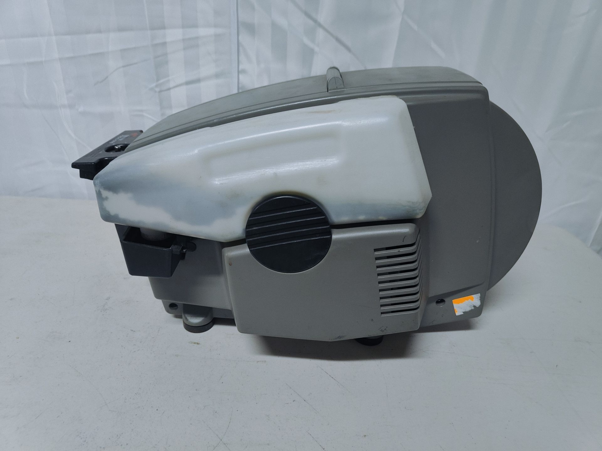 Better Packages Mod. 555eS Electronic Tape Dispenser Holds up to 1,000 ft rolls - Image 5 of 5