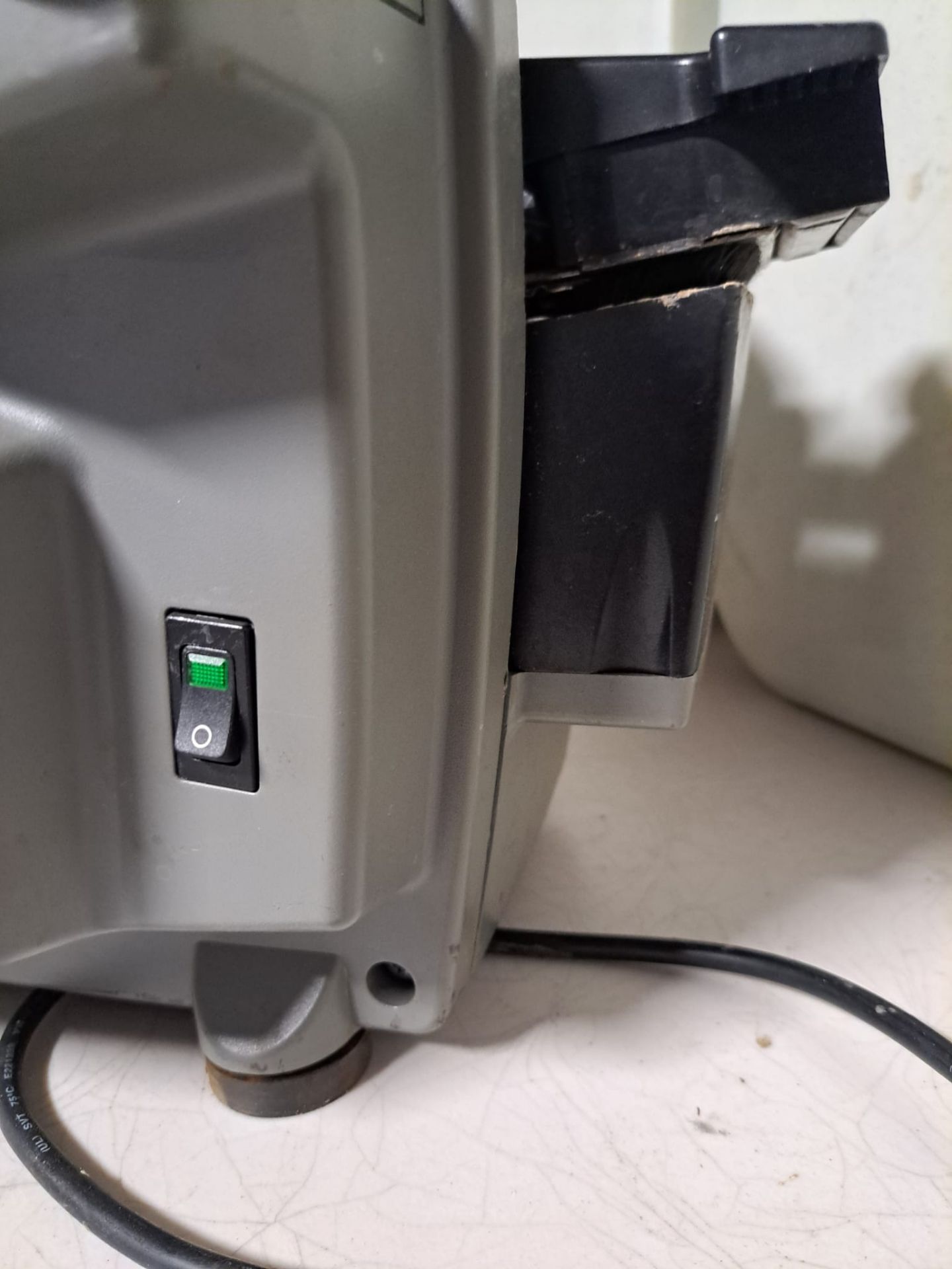 Better Packages Mod. 555eS Electronic Tape Dispenser Holds up to 1,000 ft rolls - Image 7 of 8