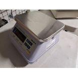 Kilotech Mod. SW-10 Digital Bench Scale Cap. 10 lb / 5 kg / 5000 g / 160 oz