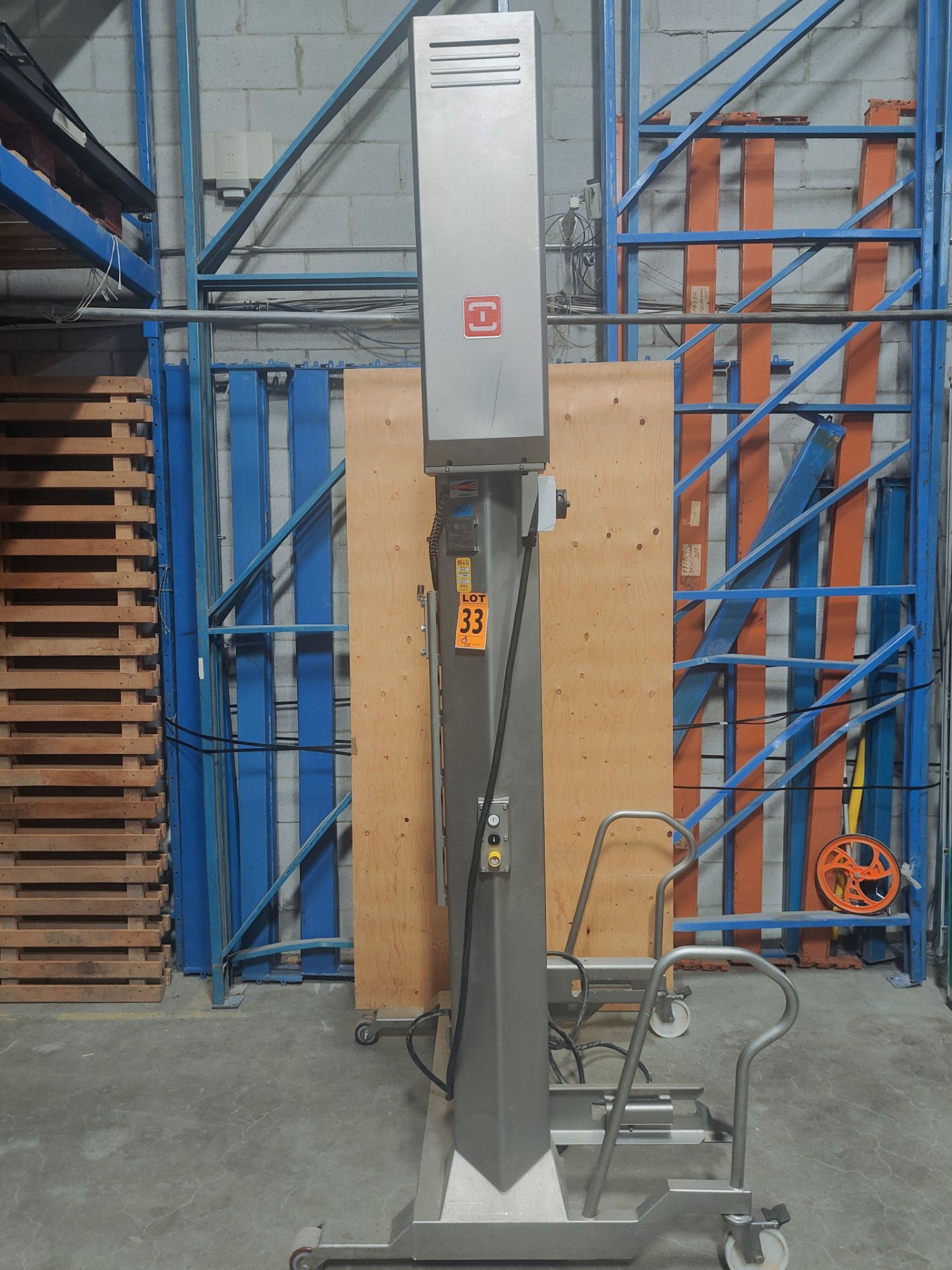 2020 NIMO Mod. SKV300-C3T-V Single Column Stainless Steel Bowl Lifter - Image 3 of 7