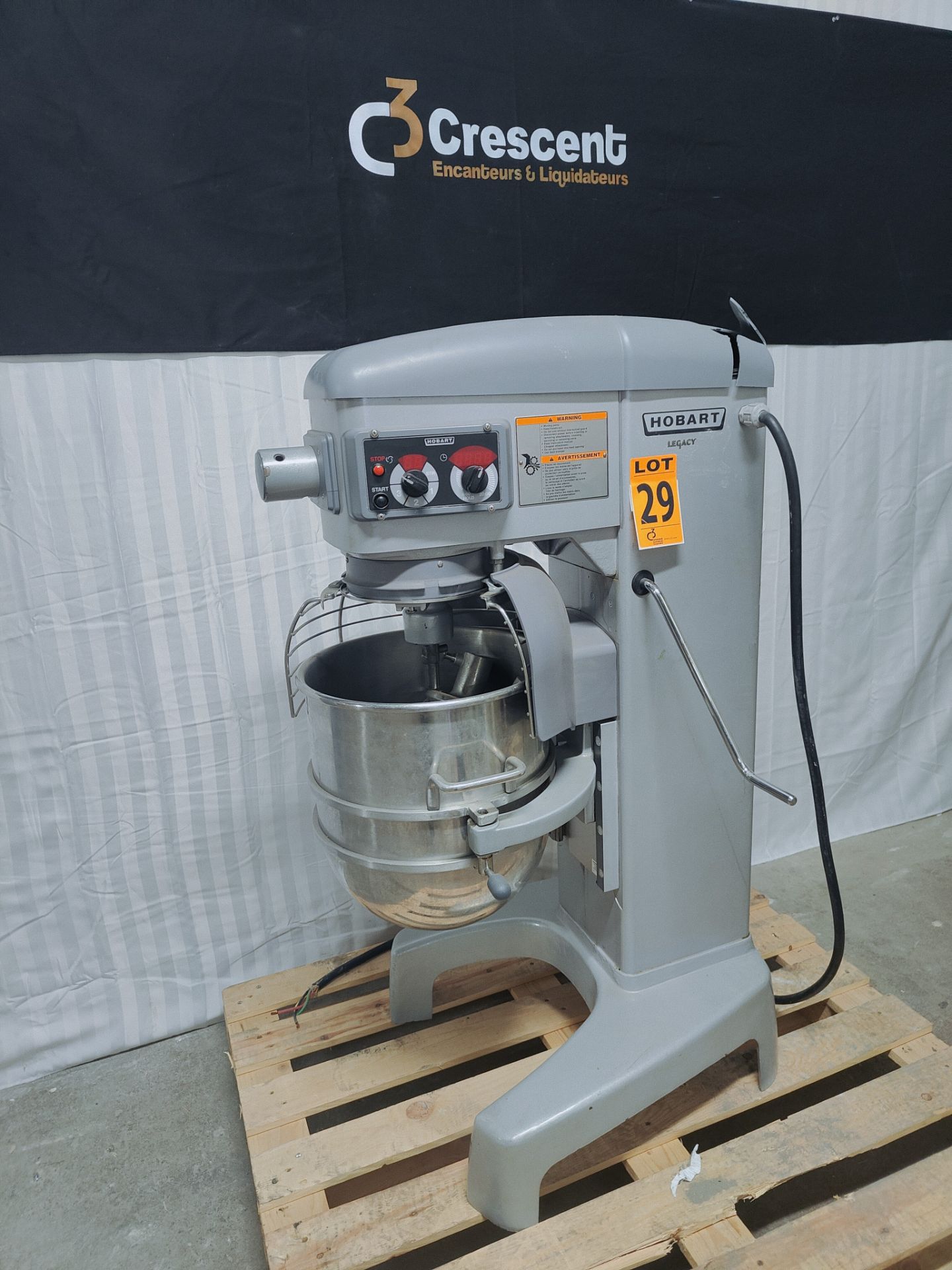 Hobart Mod. HL400 Planetary Floor Mixer with Guard & Bowl Serial: 31-1523-473 Specs: 1.5 HP, 50/60Hz