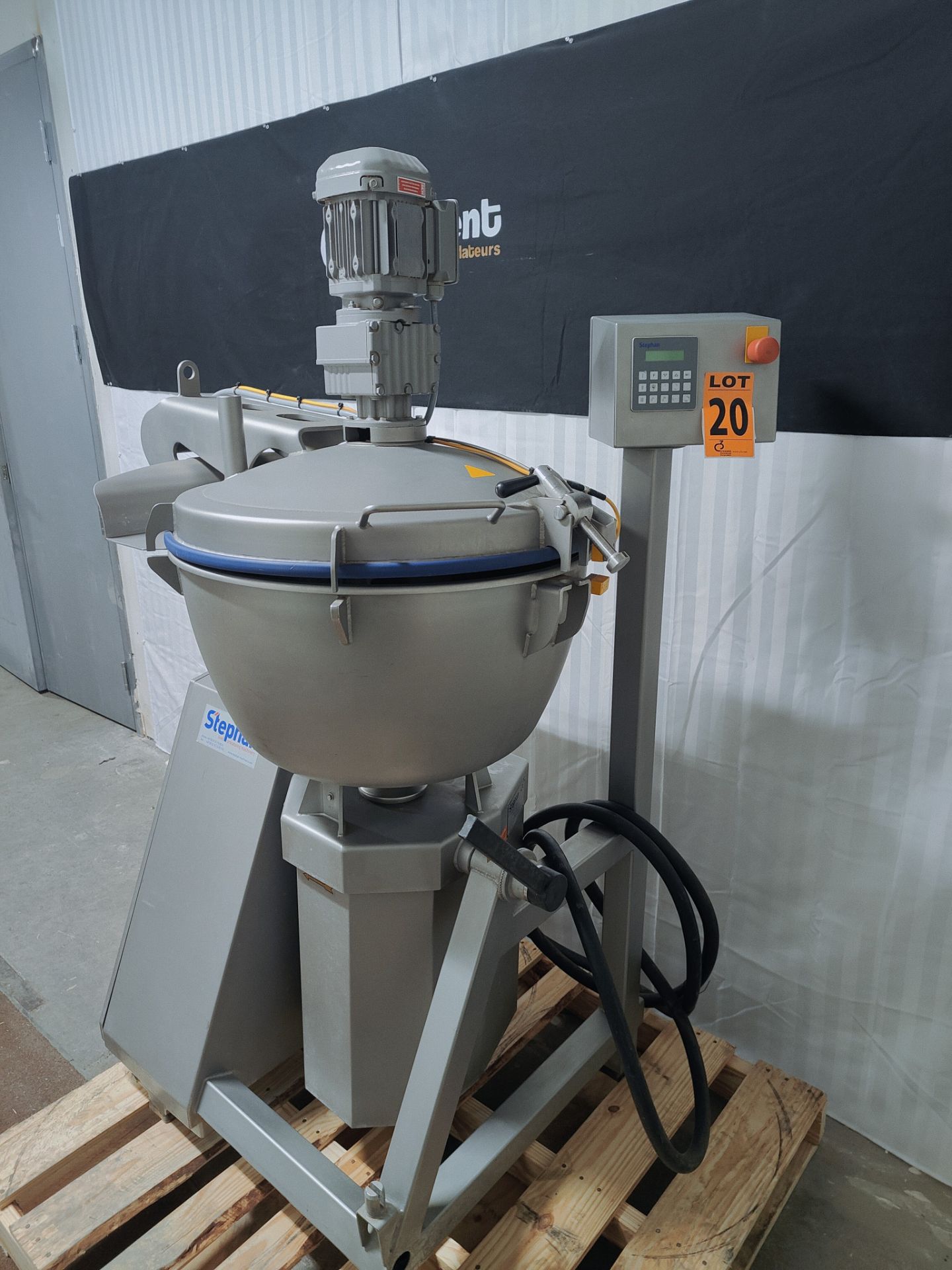 2019 Stephan Mod. UM-74-E Universal Machine Machine No: U1800673 Motor: 132L-4420 No. 8887739 Specs: - Image 3 of 12