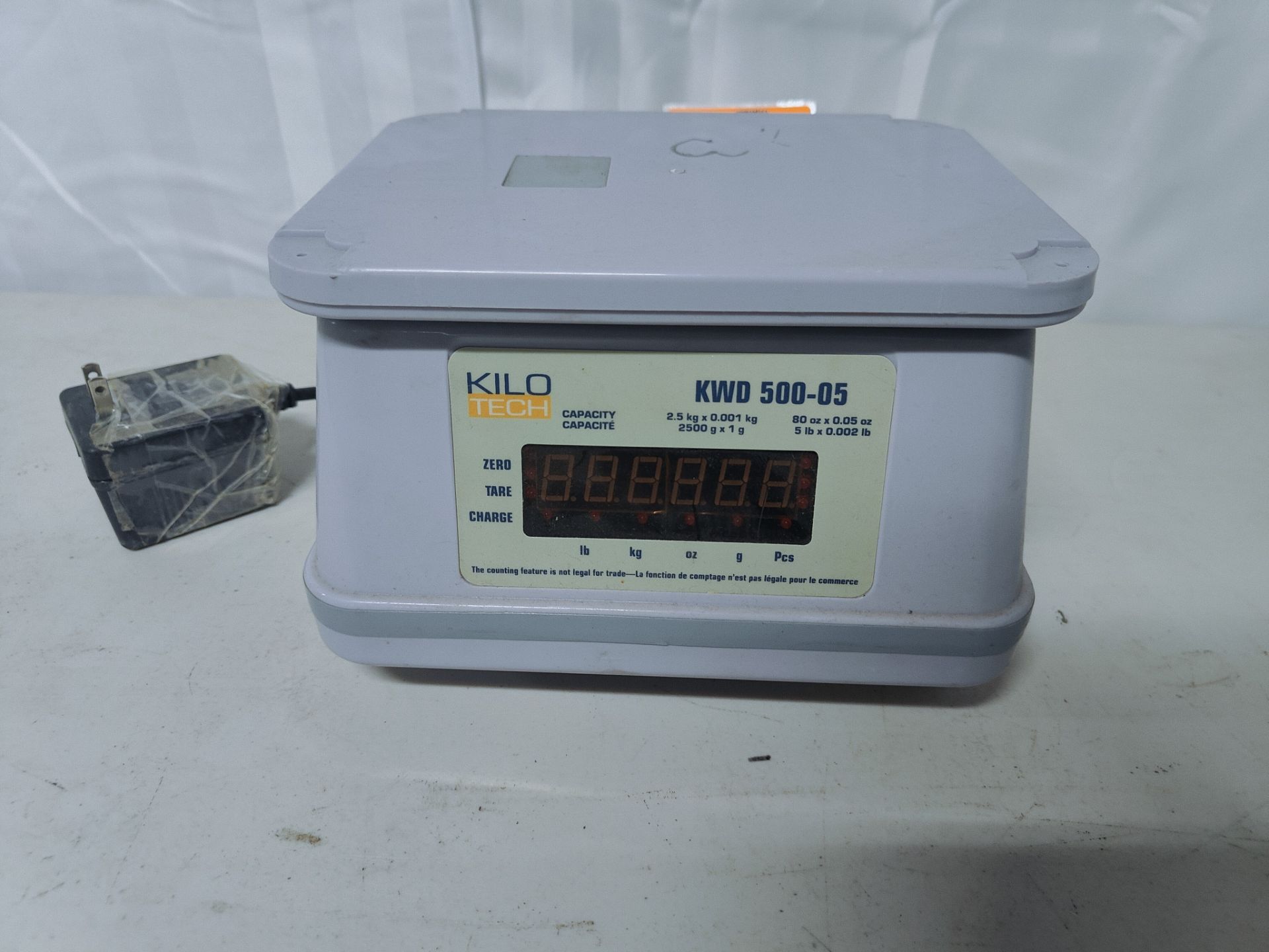 Kilotech Mod. KWD 500-05 Electronic Bench Scale Cap. 5 lb / 2.5 kg - Image 4 of 5