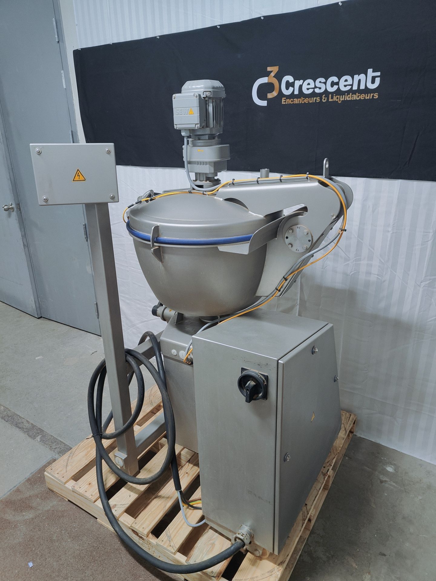 2019 Stephan Mod. UM-74-E Universal Machine Machine No: U1800673 Motor: 132L-4420 No. 8887739 Specs: - Image 9 of 12
