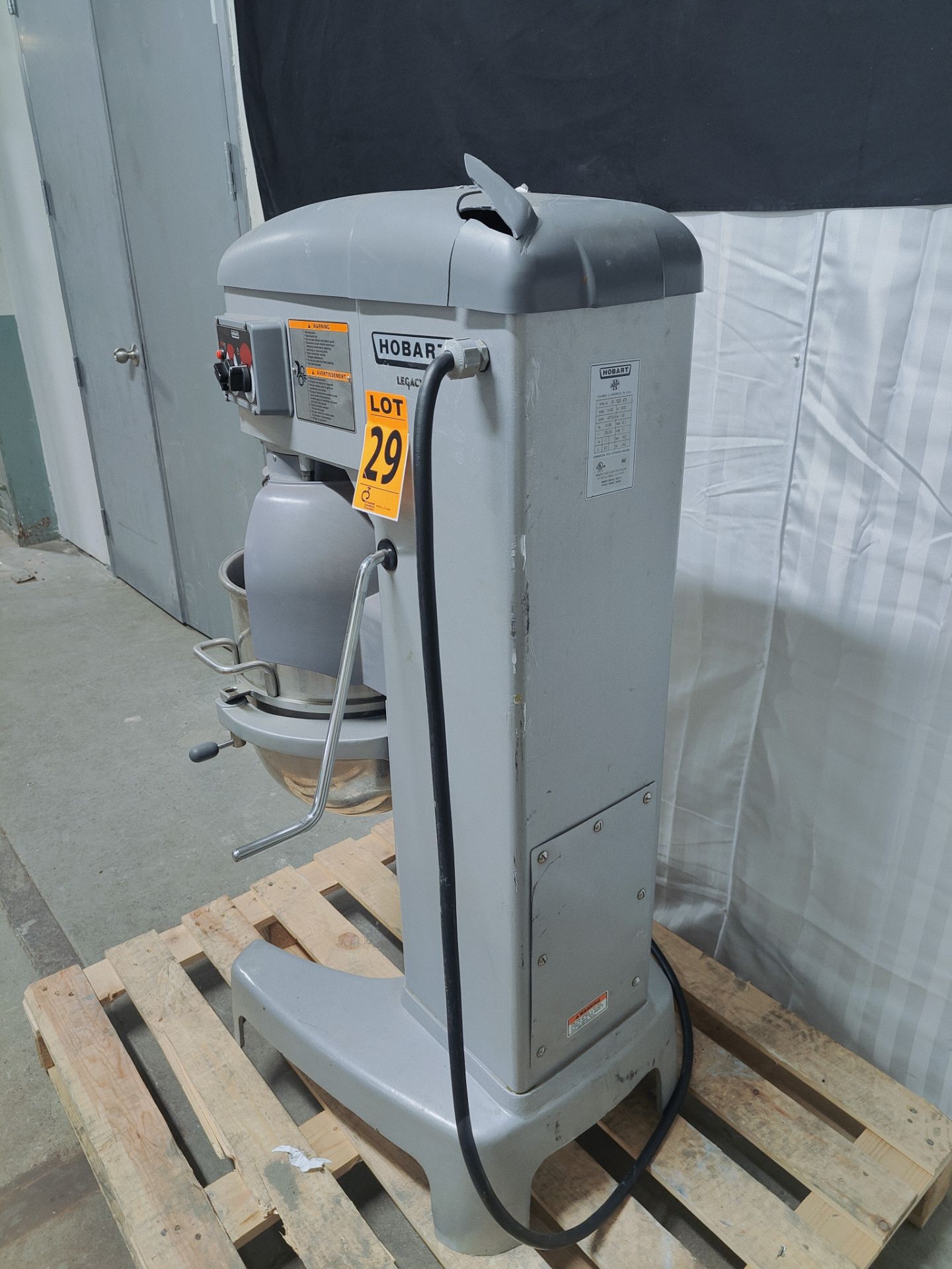 Hobart Mod. HL400 Planetary Floor Mixer with Guard & Bowl Serial: 31-1523-473 Specs: 1.5 HP, 50/60Hz - Image 3 of 13