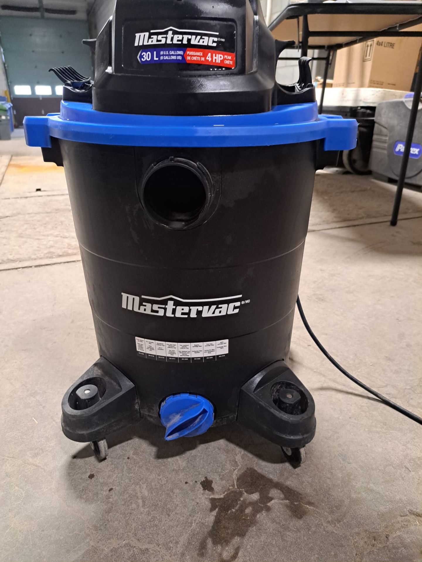 Mastervac Wet/Dry Shop Vacuum Cap. 30 L