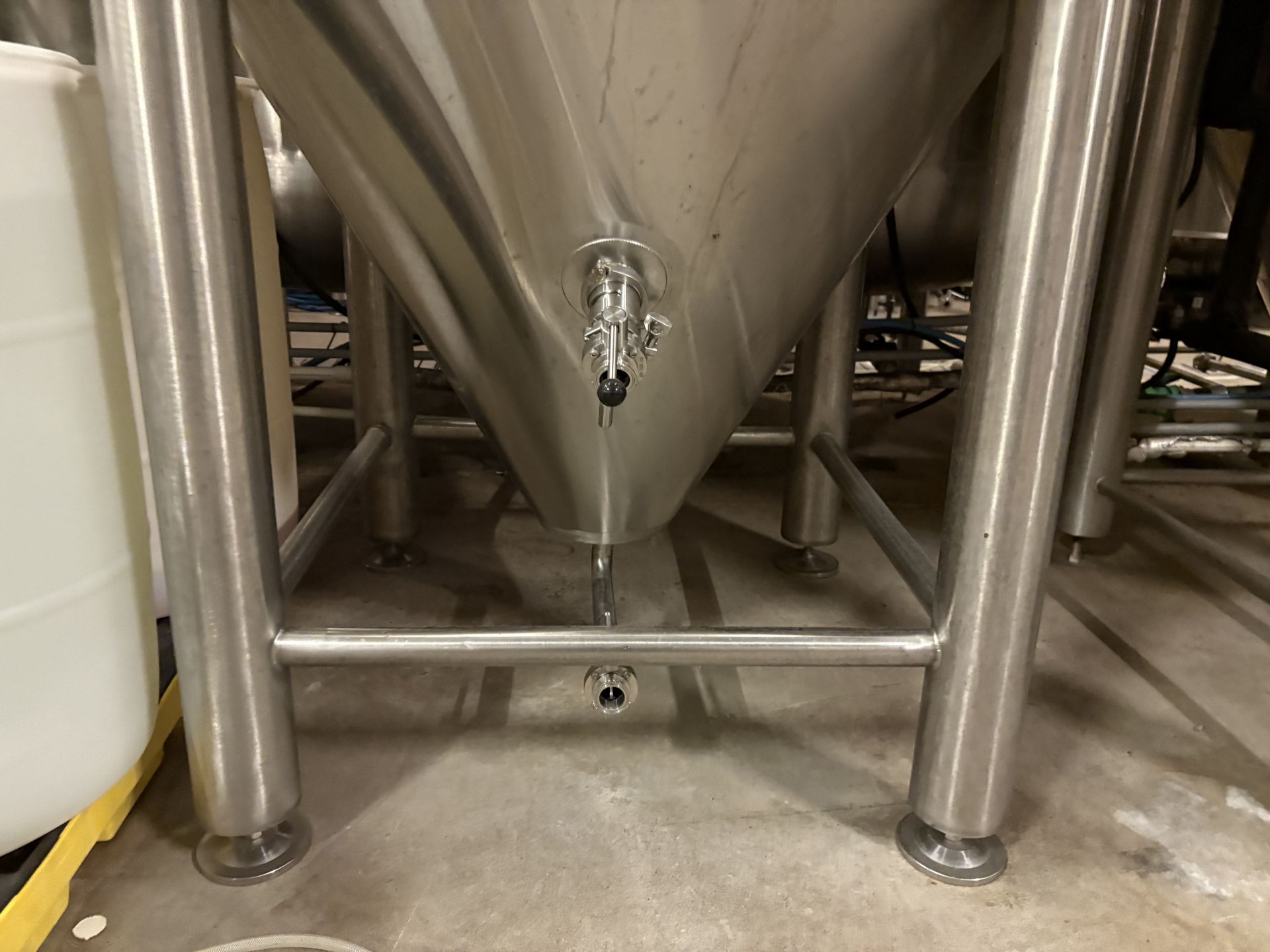 2023 HGMC 2,000 Litre SS304L Cone-Bottom, Double Jacketed Fermentation Tank - Image 5 of 8