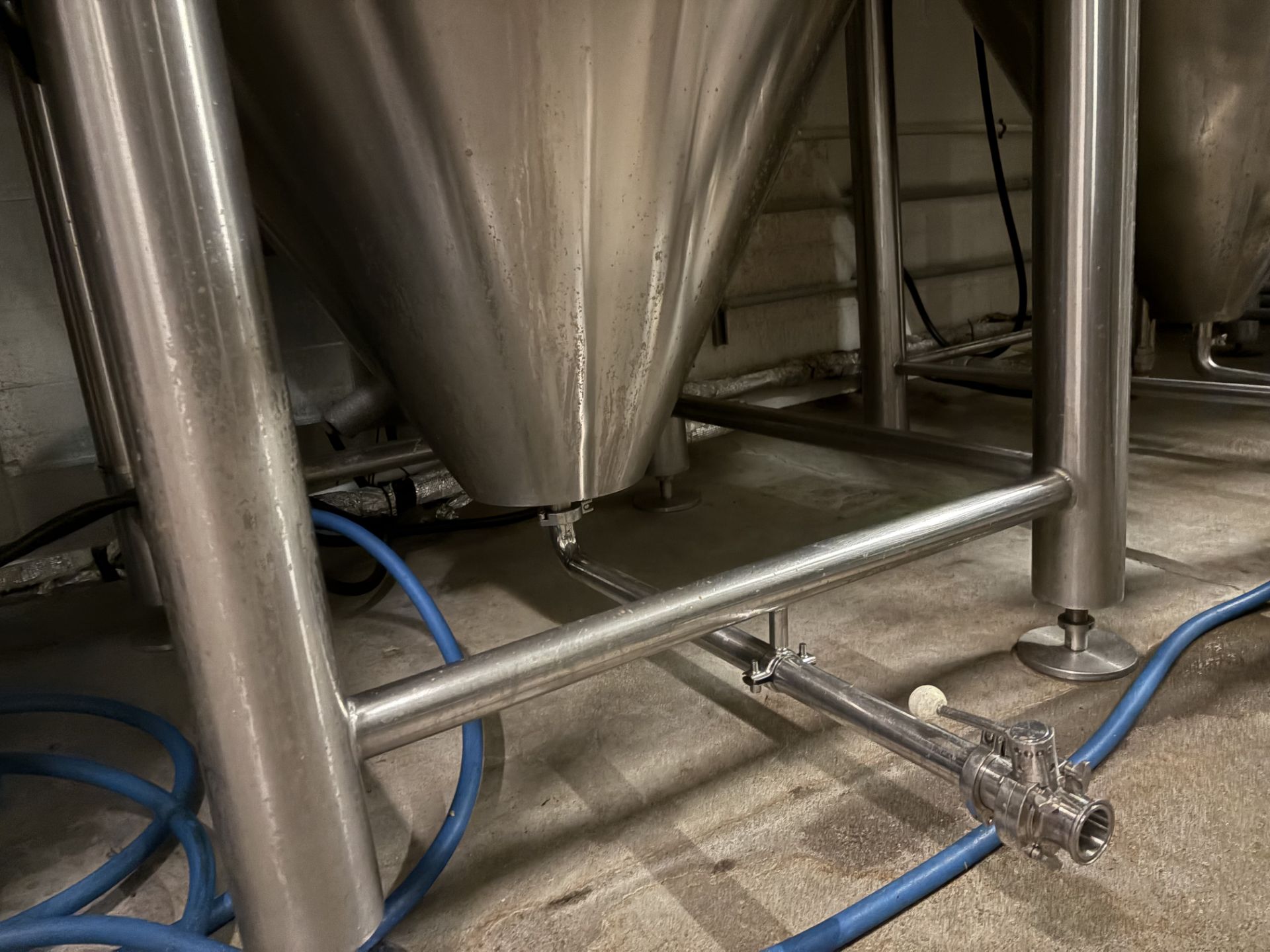 1750 Litre GW KENT SS Double Jacketed, Cone-Bottom Fermentation Tank (2006) - Image 3 of 8