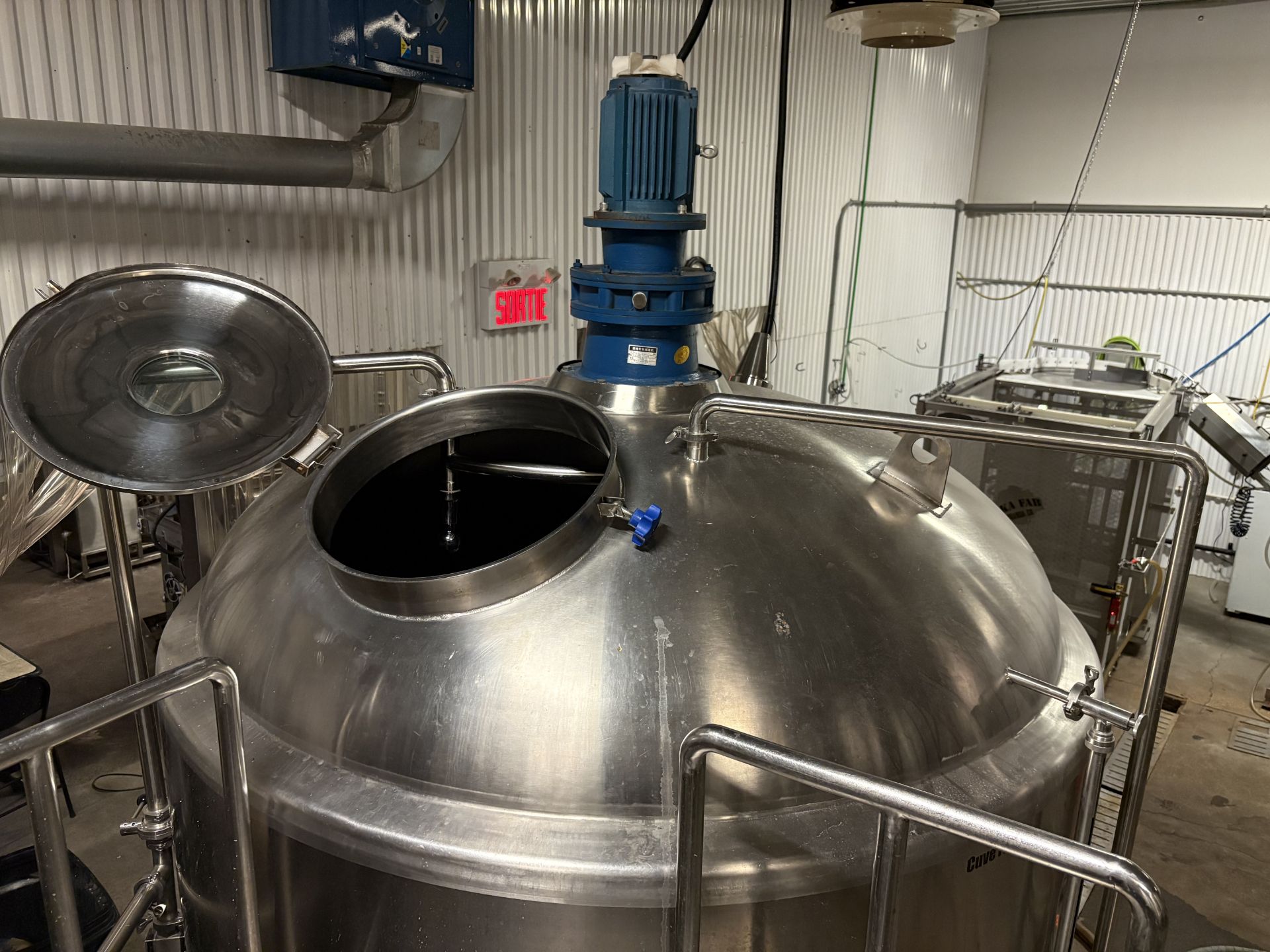 *BULK LOT* Complete 2016 HGMC Brewhouse w/ Mash & Lauter Tuns, Heat Tank, Plate Exchanger, Platform - Image 21 of 51