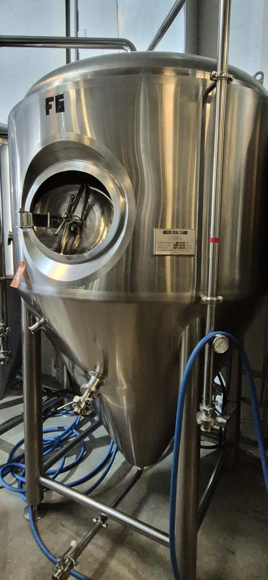 2,000 Litre Double Jacketed HGMC Cone-Bottom Fermentation Tank, CIP, Manway, SS 304 (yr. 2016) - Image 4 of 10