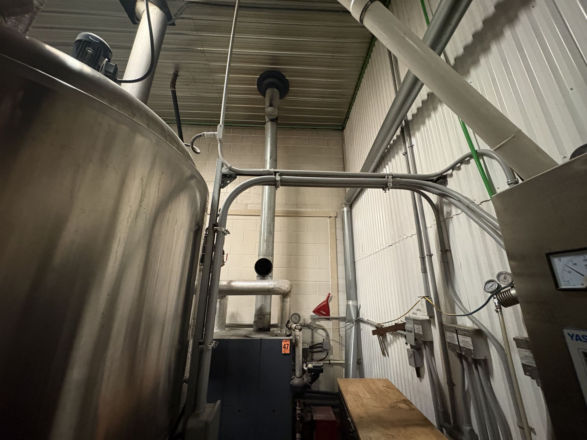 *BULK LOT* Complete 2016 HGMC Brewhouse w/ Mash & Lauter Tuns, Heat Tank, Plate Exchanger, Platform - Image 43 of 51