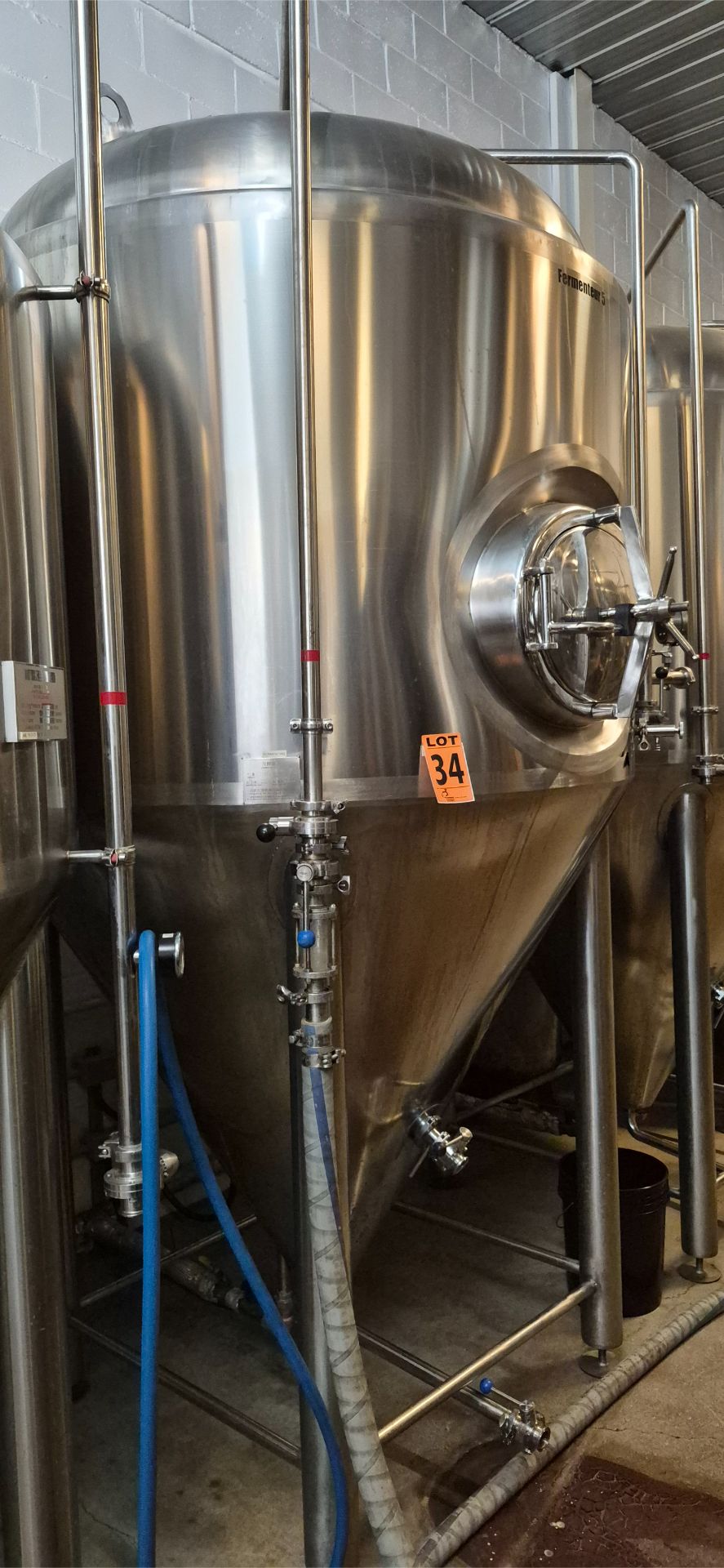 2,000 Litre Double Jacketed HGMC Cone-Bottom Fermentation Tank, CIP, Manway, SS 304 (yr. 2016) - Image 3 of 10