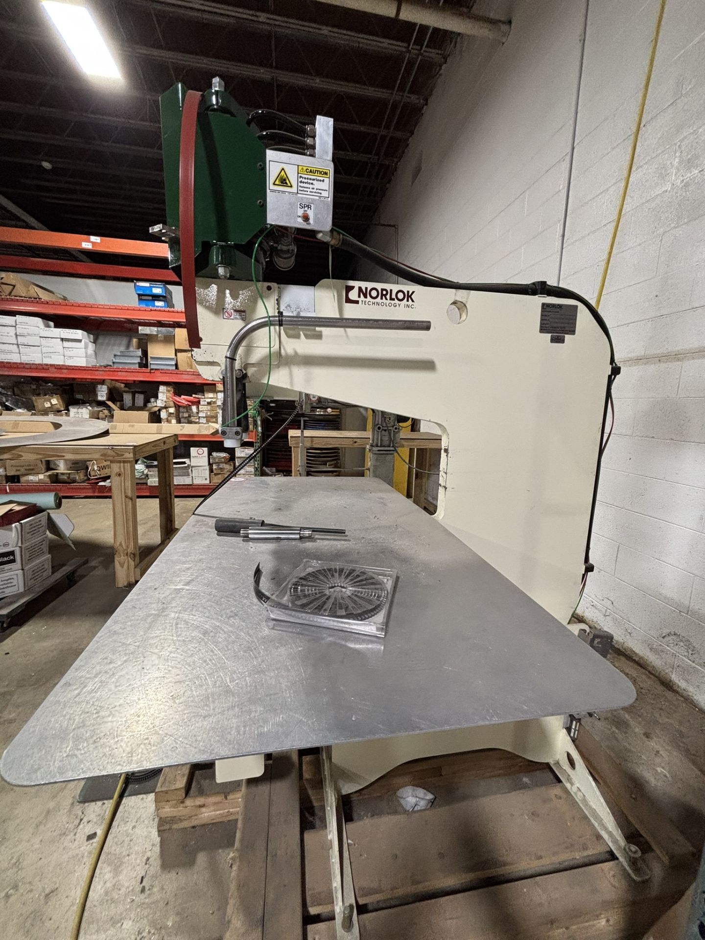 Norlok Technology Clinching Machine Model LL4000, S/N 20220 Floor Mounted - Image 6 of 6