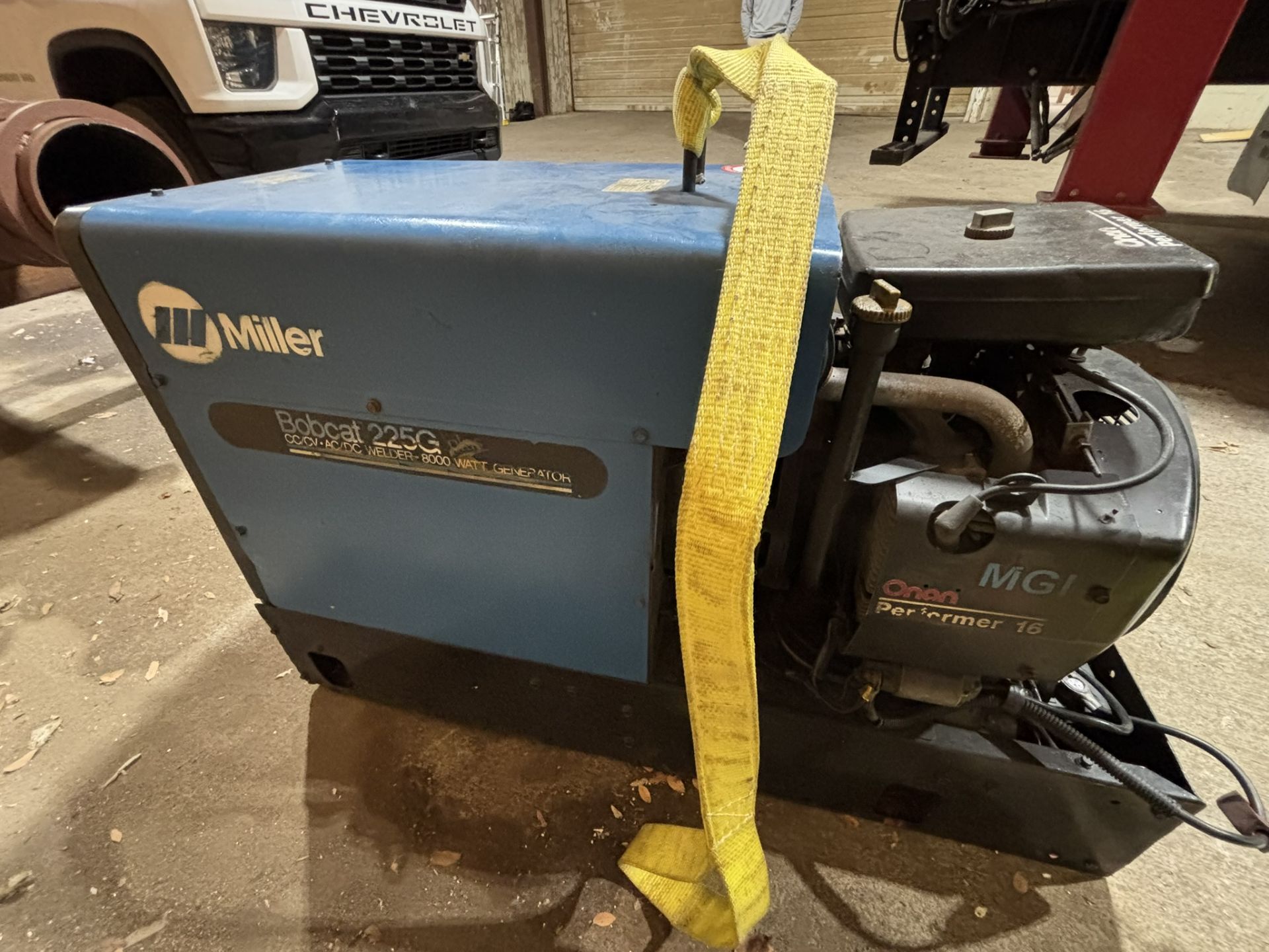 Miller Bobcat 225G plus CC/CV, AC/DC, Wedler, 8000 Watt Generator - Image 2 of 3