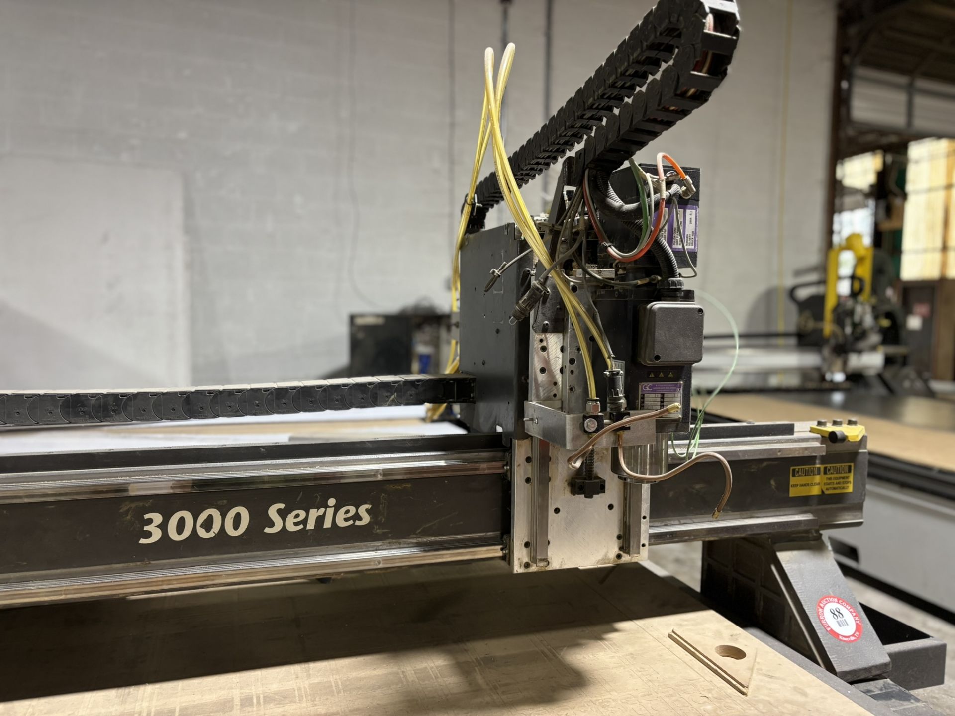 Multi Cam 3000 Series CNC Router 7 x 12' Bed, S/N 3-305-R-PF05464 - operating condition unknown - Image 4 of 6