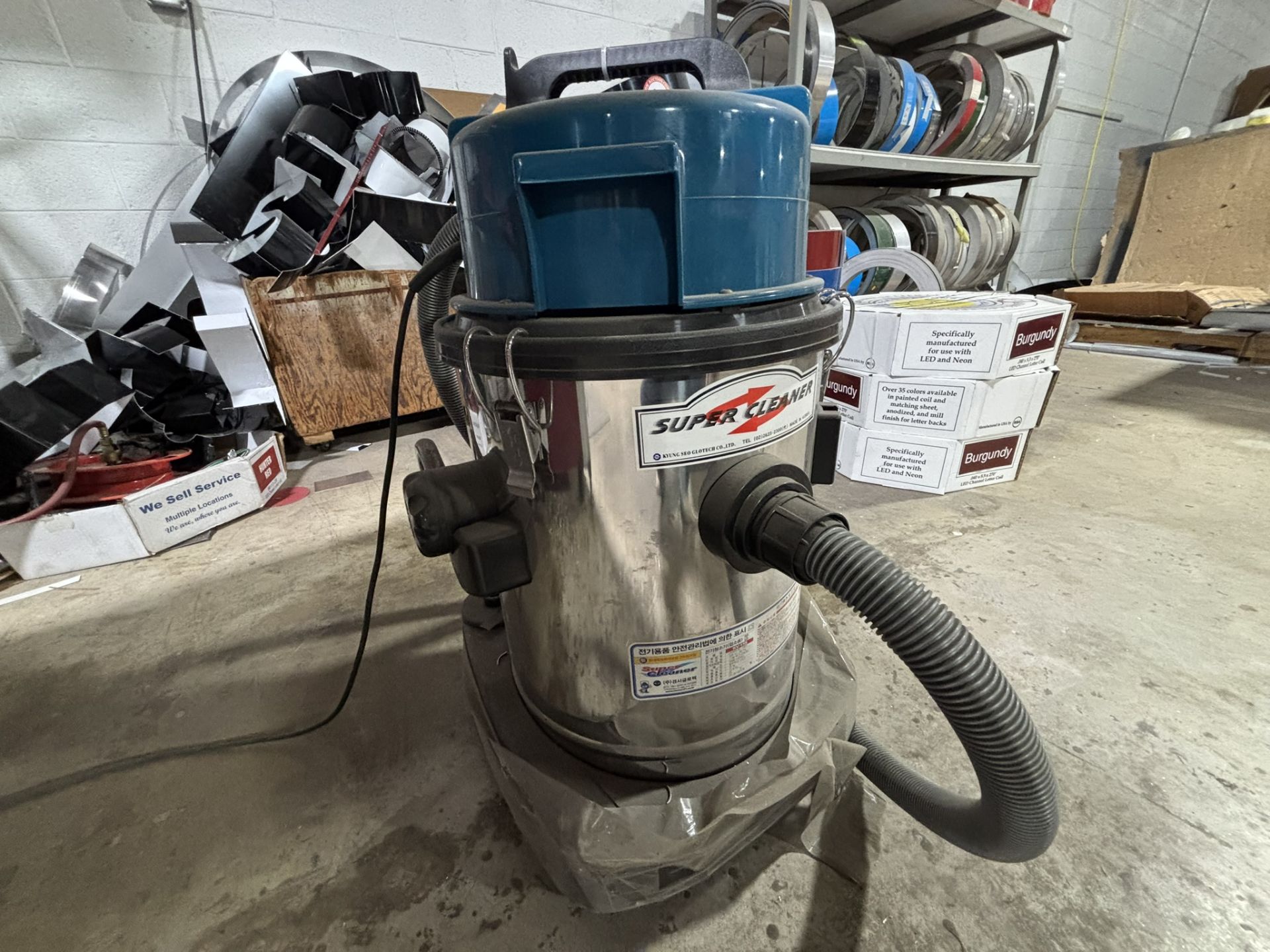 Wosell Super Cleaner Industrial Wet/Dry Shop Vac - Image 2 of 2