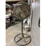 Dayton 24" Pedestal Fan