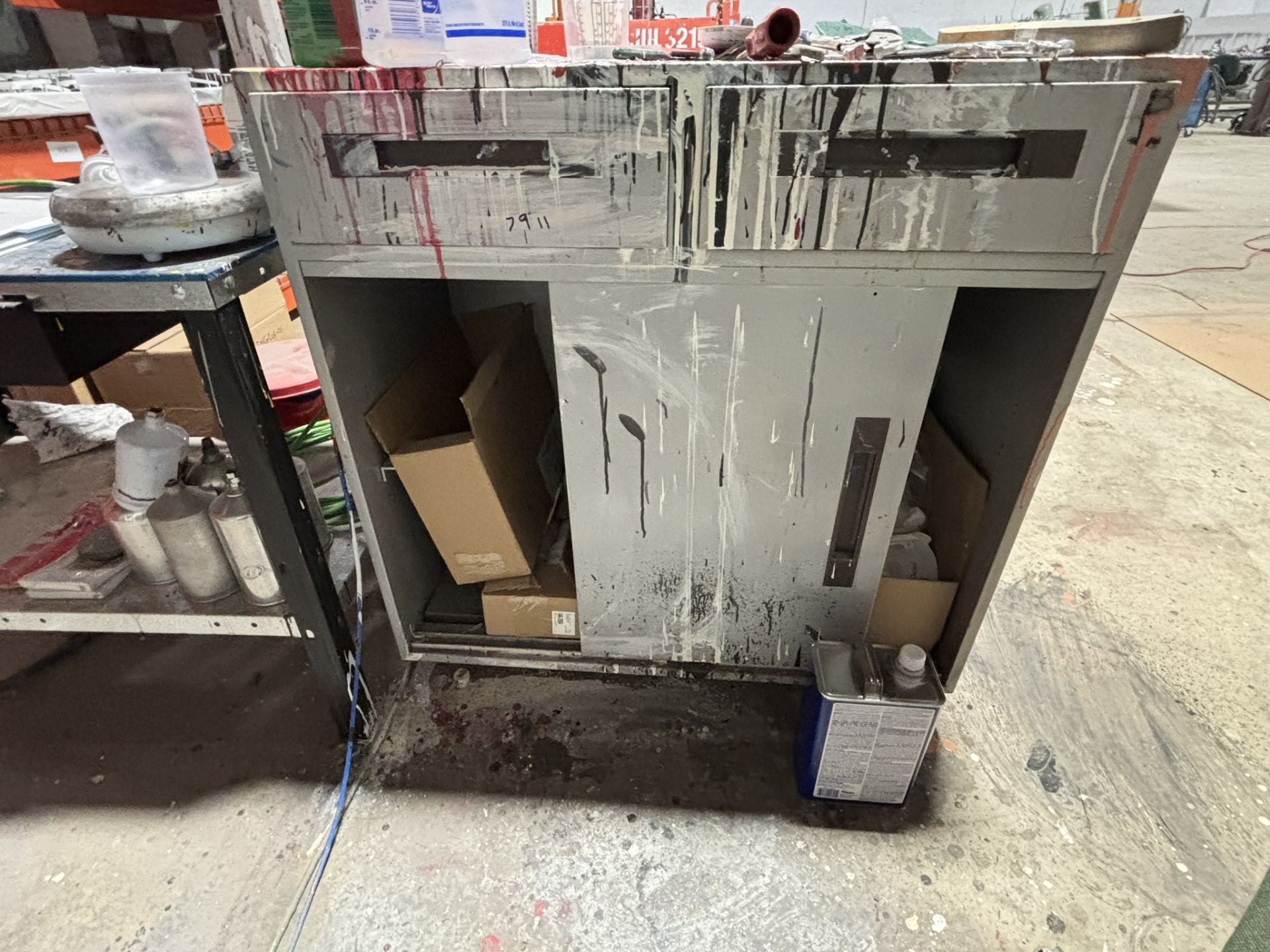 Paint Formula /Mixing Area include Pneumatic Paint Shaker Table, Paint Tech Workstation Cabinet, - Image 3 of 4