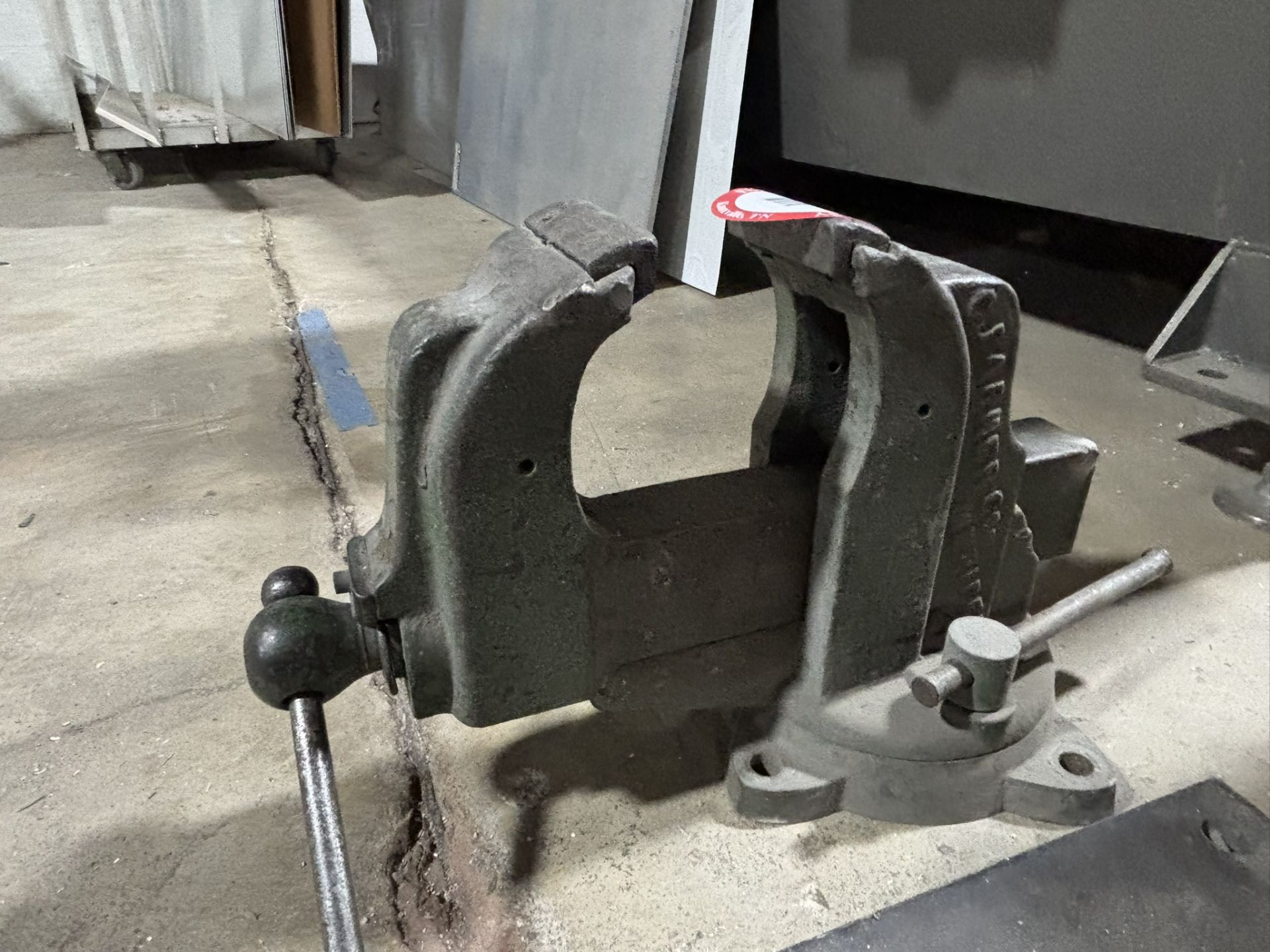 Heavy Duty Bench Vise Mounted on Swivel Base - Image 2 of 2