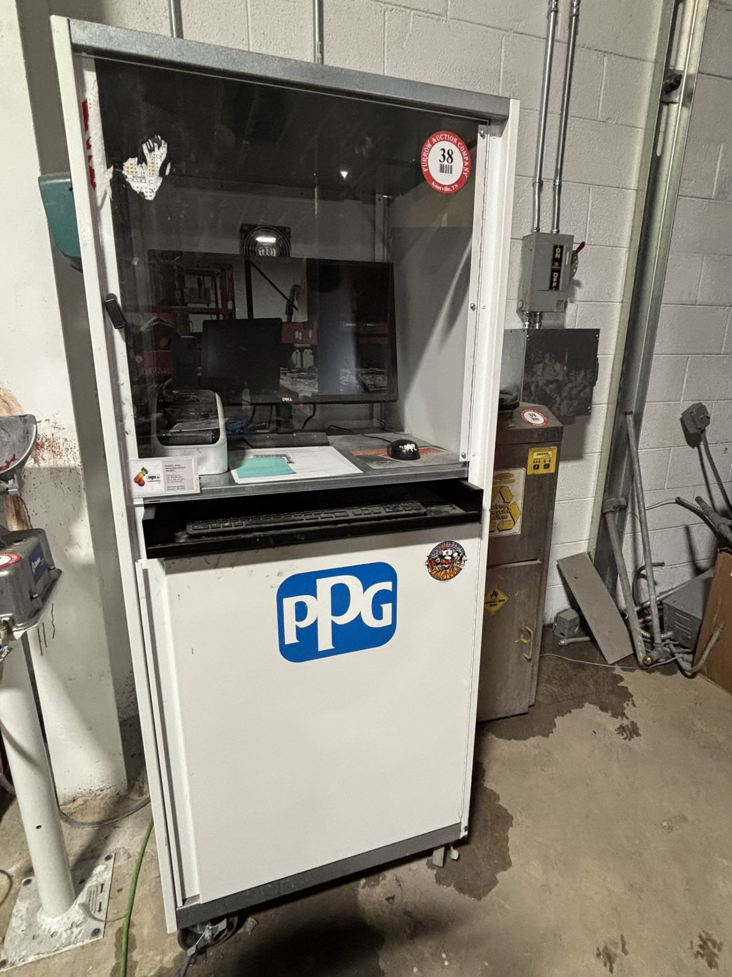 PPG Automotive Paint Color Matching Work Station