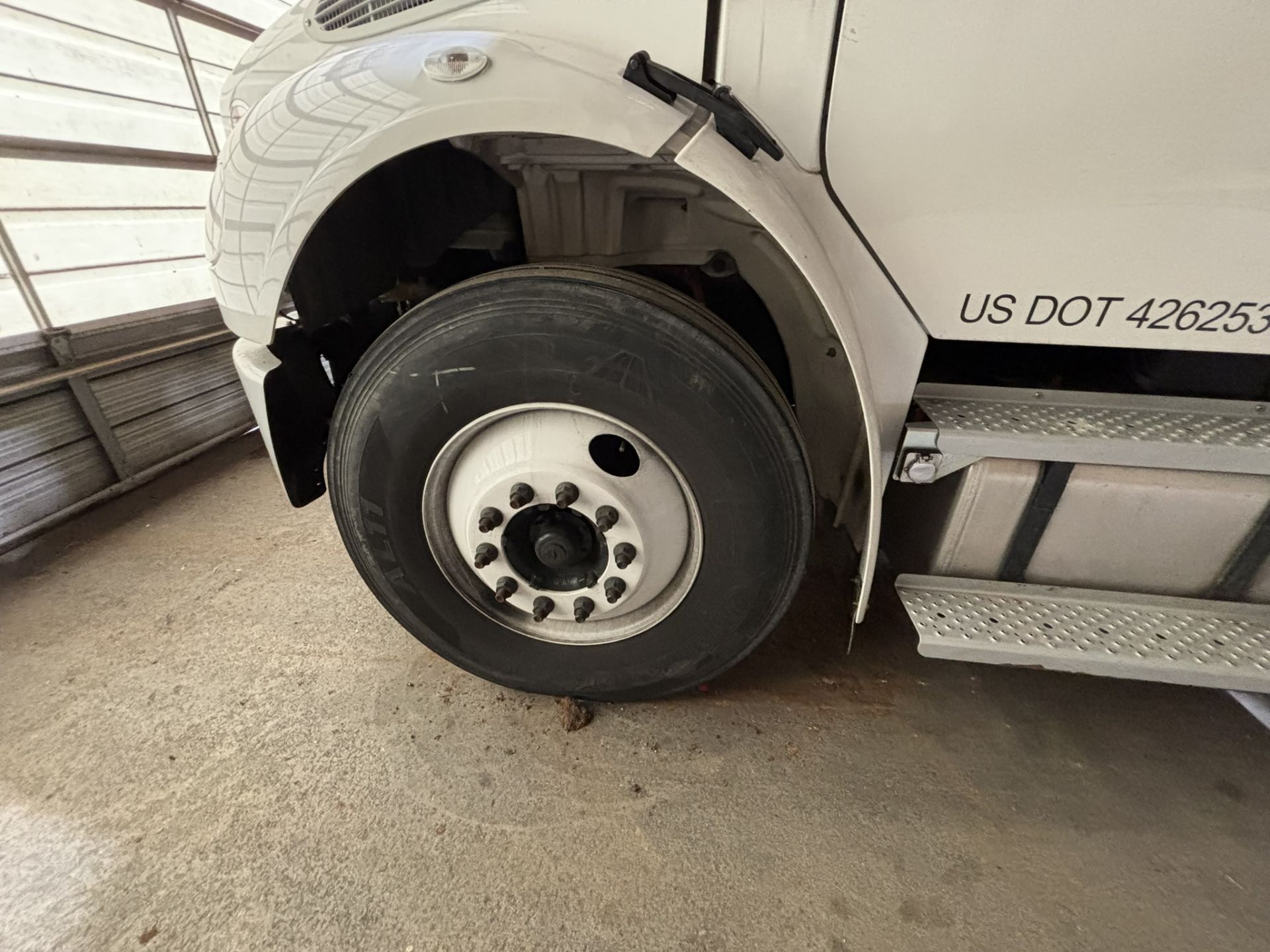 2019 FREIGHLINER M2 106 Crane Truck with ELLIOTT L60 Mounted Crane, 6.7L I6, Diesel - Image 8 of 20