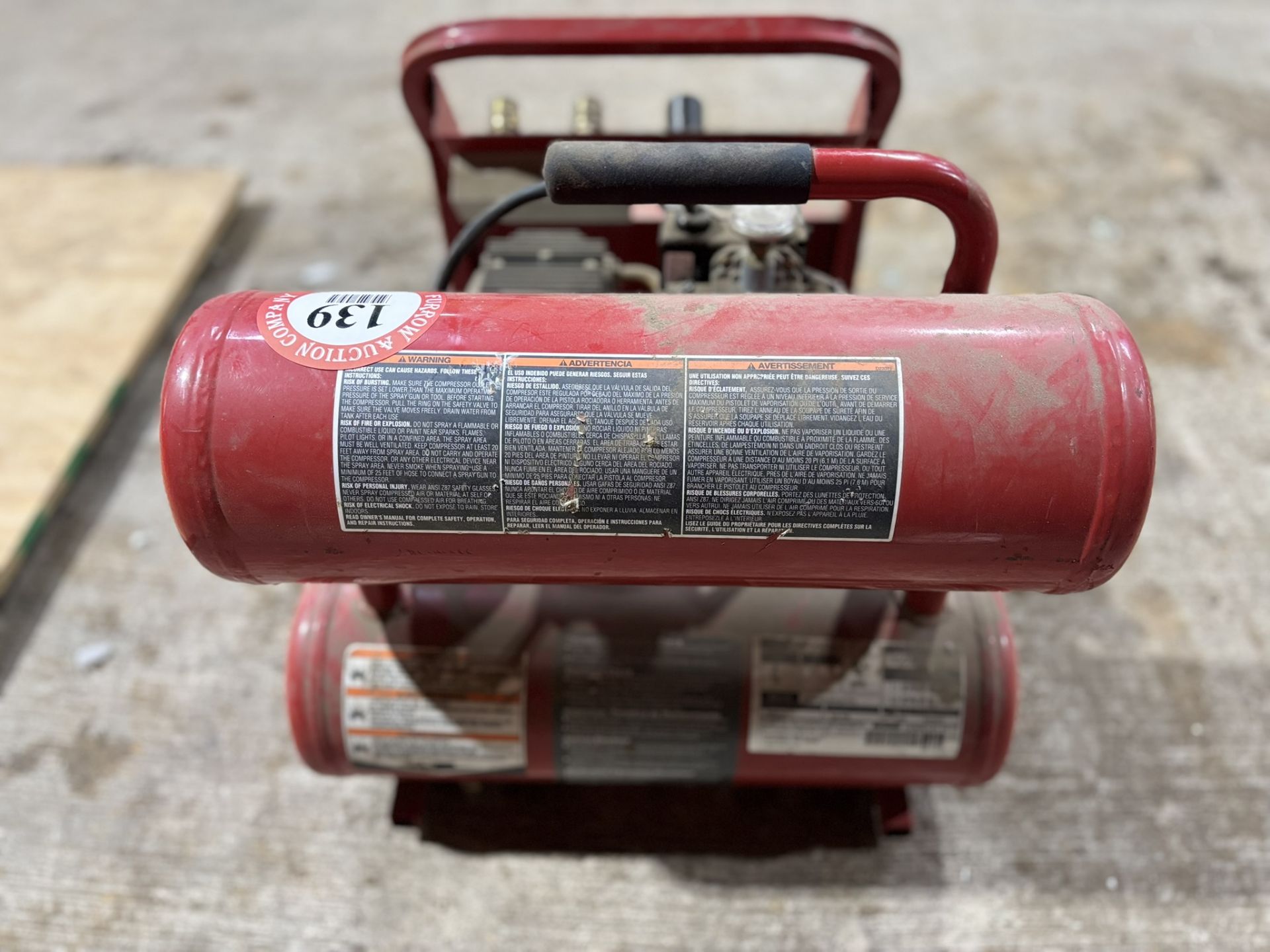 Porter Cable Model CPF23400S-1 135 PSI Porter Air Compressor - Image 2 of 3