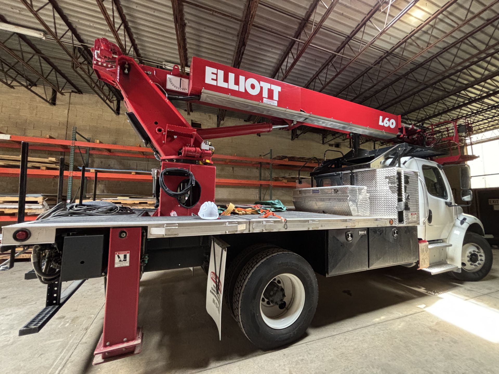 2019 FREIGHLINER M2 106 Crane Truck with ELLIOTT L60 Mounted Crane, 6.7L I6, Diesel - Image 3 of 20