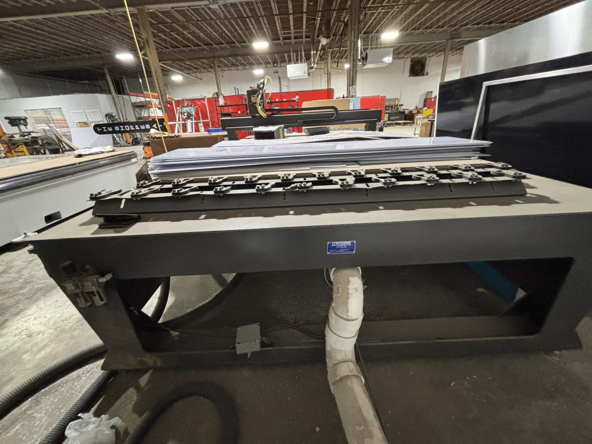 Multi Cam 3000 Series CNC Router 7 x 12' Bed, S/N 3-305-R-PF05464 - operating condition unknown - Image 3 of 6