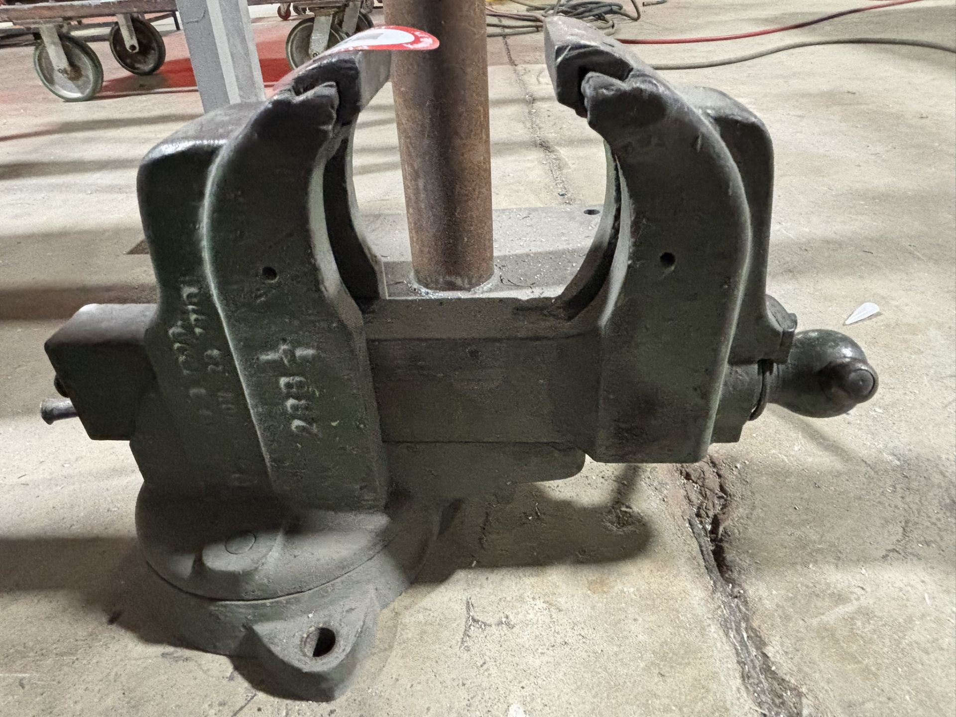 Heavy Duty Bench Vise Mounted on Swivel Base